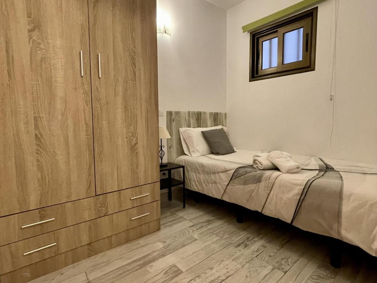 Dowtown Holiday Home In Playa Del Ingles ภายนอก รูปภาพ